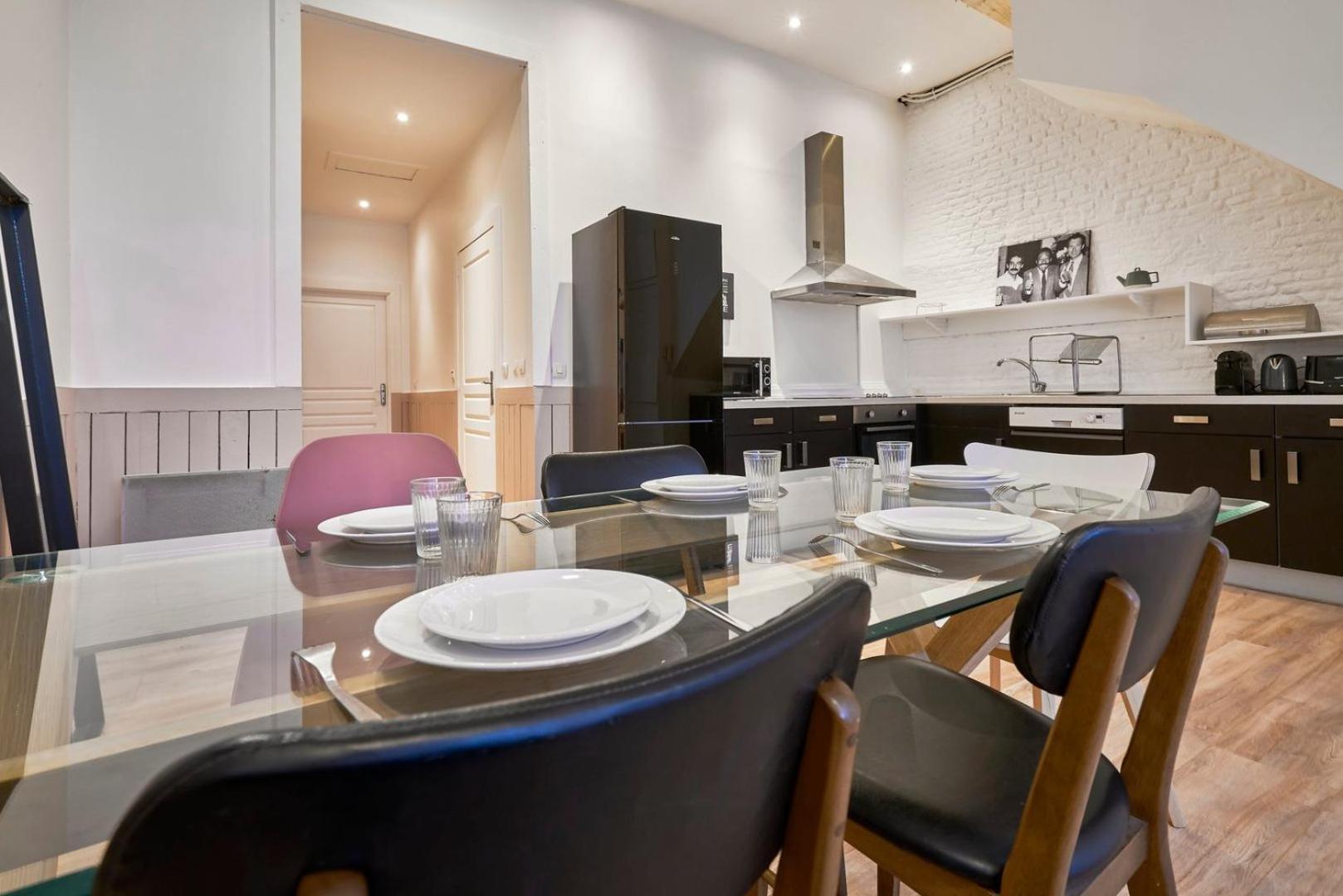 Old Lille: Charming Renovated Apartment ภายนอก รูปภาพ