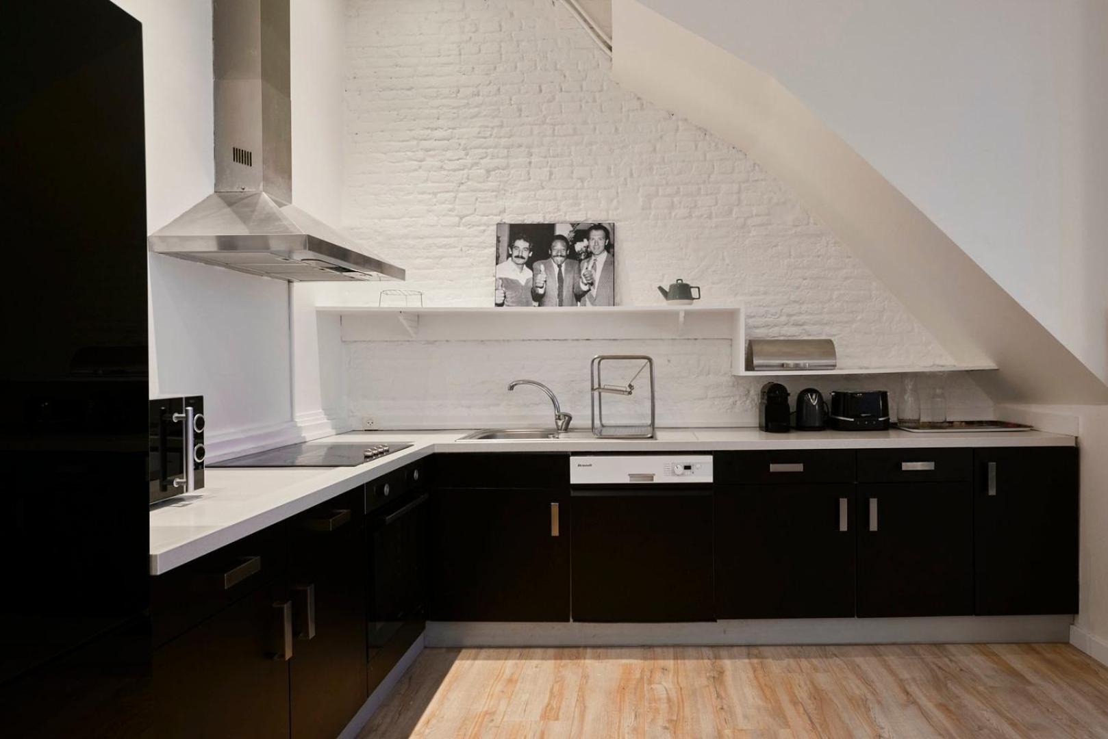 Old Lille: Charming Renovated Apartment ภายนอก รูปภาพ