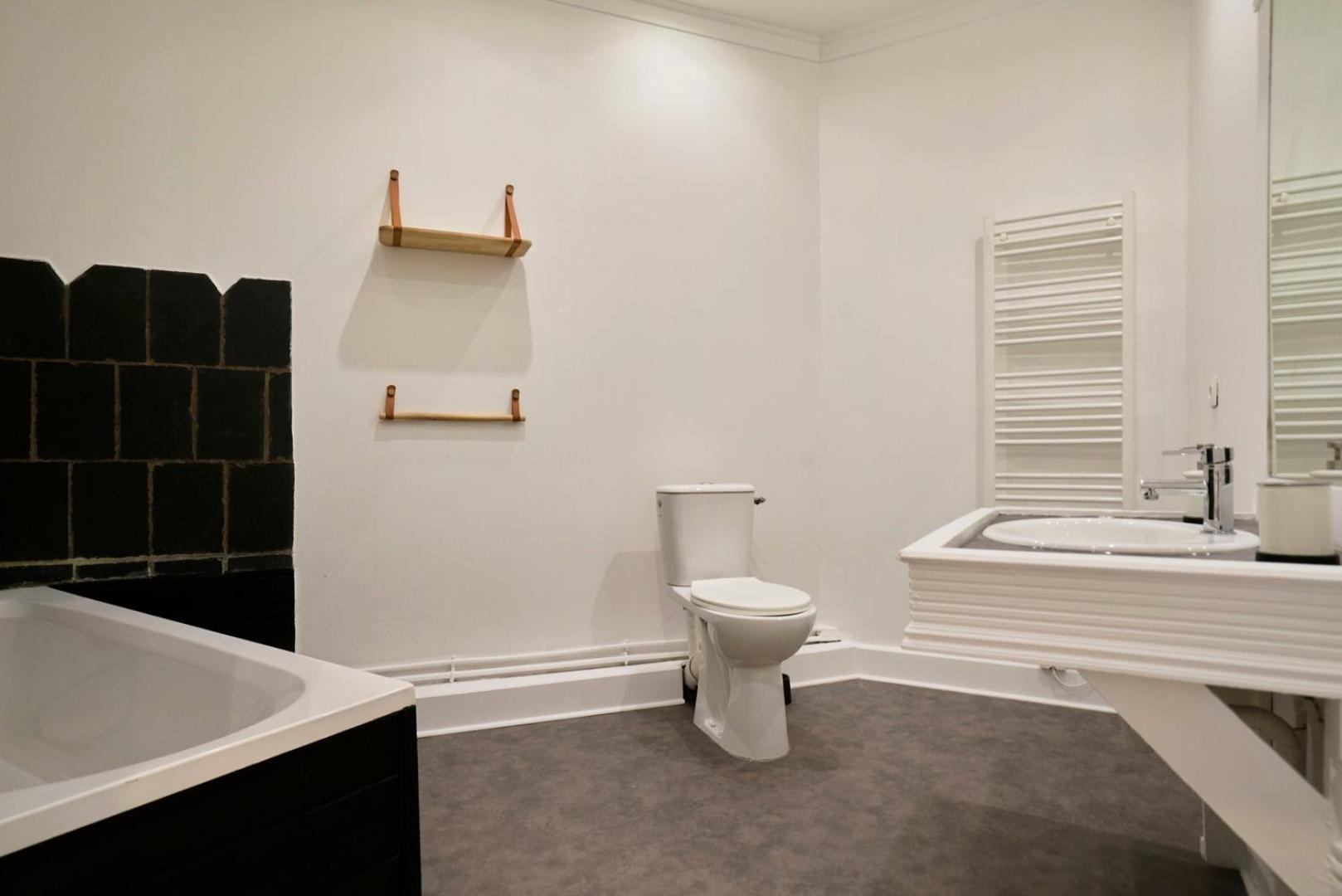 Old Lille: Charming Renovated Apartment ภายนอก รูปภาพ